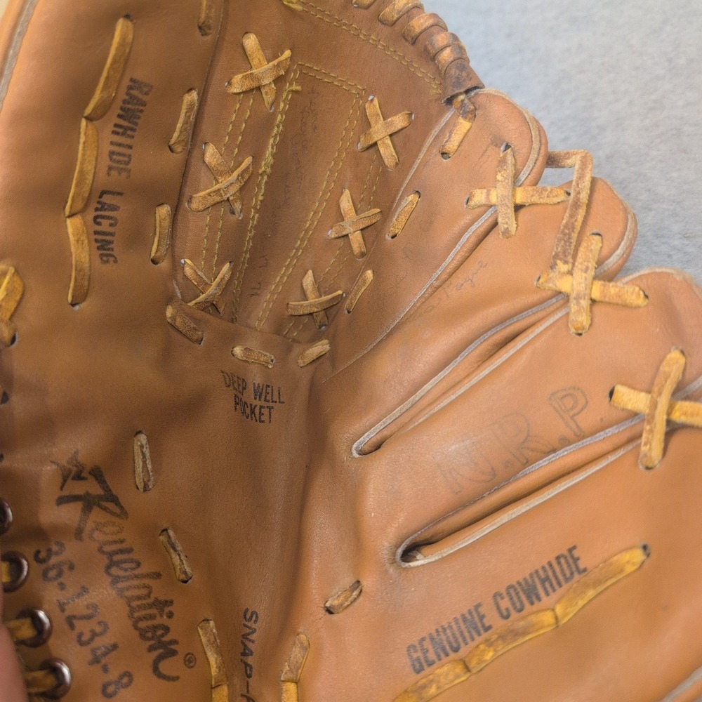 Vintage‎ Revelation Western Auto Stores Baseball Glove Cowhide 36-1234-8 Brown - Picture 3 of 6